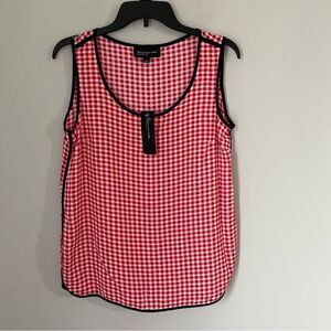 Jones New York Women’s Sleeveless Scoop Neck red and White Checkered Blouse 6
